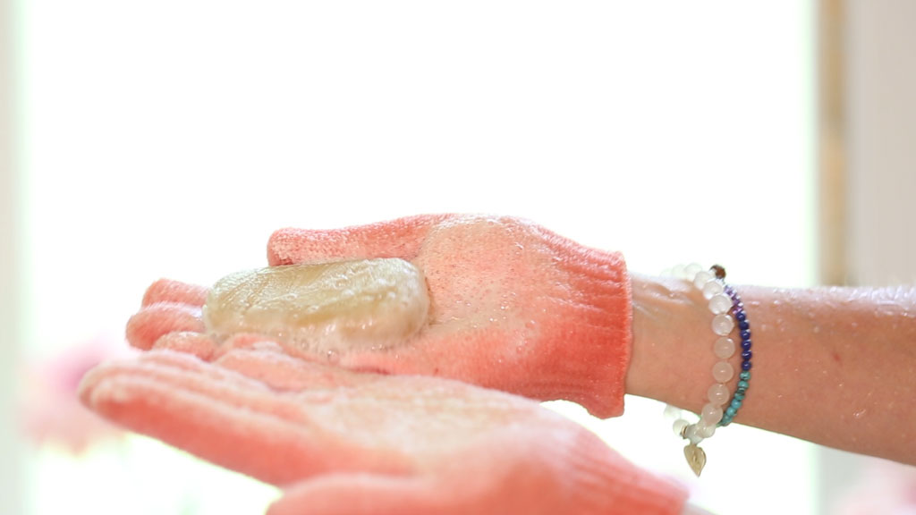 Exfoliating-Shower-1